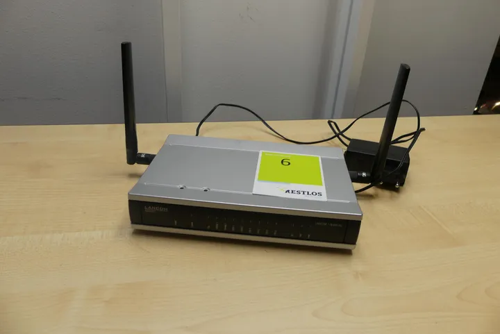 Lancom 1783VA-4G Router mit Antennen und Netzteil Modell: Lancom 1783VA-4G